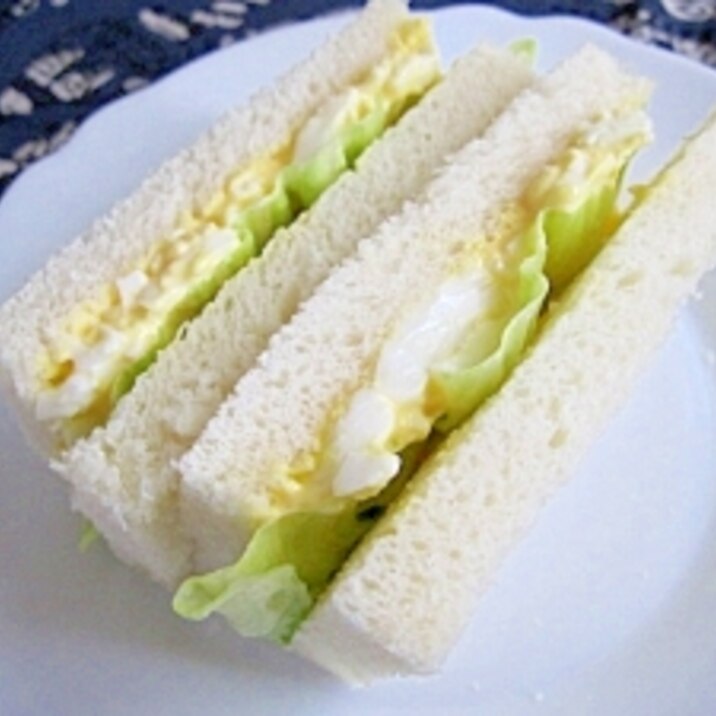 たまごとレタスのサンドイッチ